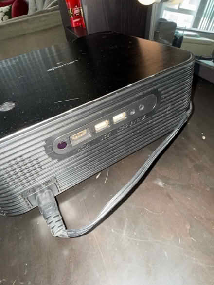 Photo of free projector (Ballard) #3