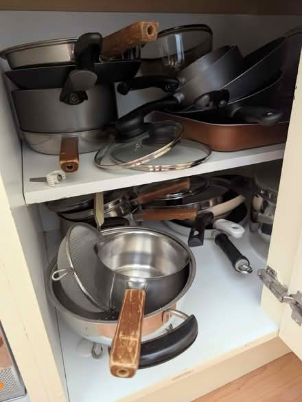 Photo of free Pots and pans (W8 (Kensington)) #1