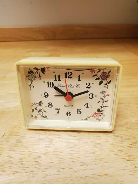 Photo of free alarm clock (Boston Spa LS23) #1