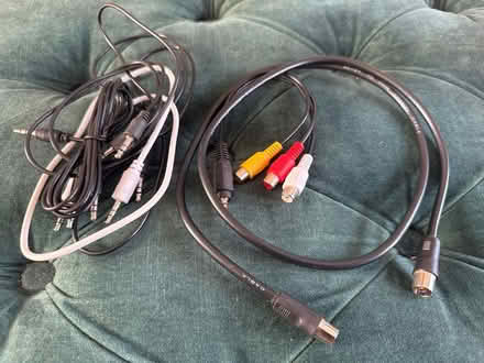 Photo of free Various cables (Ringwood) #1