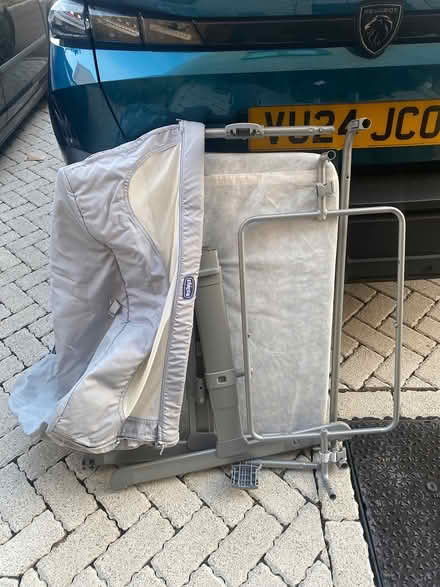 Photo of free Chicco baby bassinet (Beampark, Rainham RM13) #1