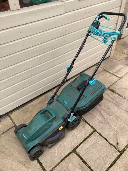 Photo of free Lawnmower (Shelton Lock DE73) #1