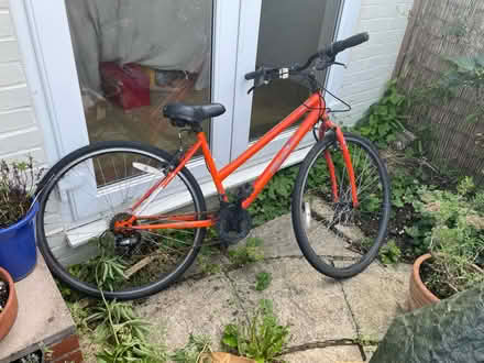 Photo of free Small adult - needs new brake cables and seat is wobbly (Grandpont OX1) #1