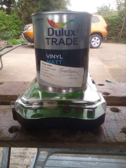 Photo of free Ivory Dulux vinyl matt emulsion paint (Colwall Green WR13) #1