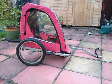 Photo of free Halfords single seat kids bike trailer (Ham TW10) #2