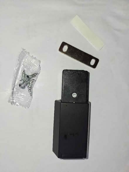 Photo of free Magnetic closure/lock (Congleton CW12) #1