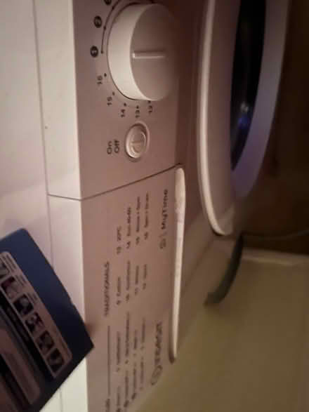 Photo of free Indesit washing machine (CR2) #1