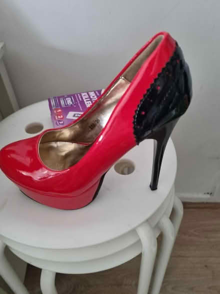 Photo of free High heels size 4UK (SE15) #2