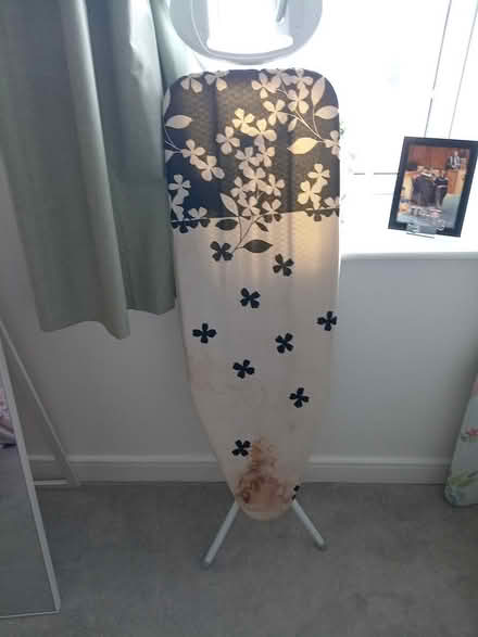 Photo of free Ironing board (LU5) #1