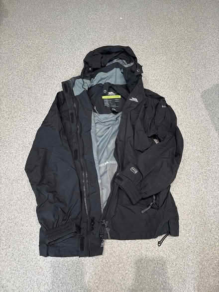 Photo of free women’s fall trespass jacket (HP1 1NU) #1