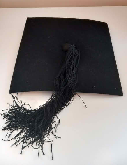Photo of free Student mortarboard (Oxford OX4) #2