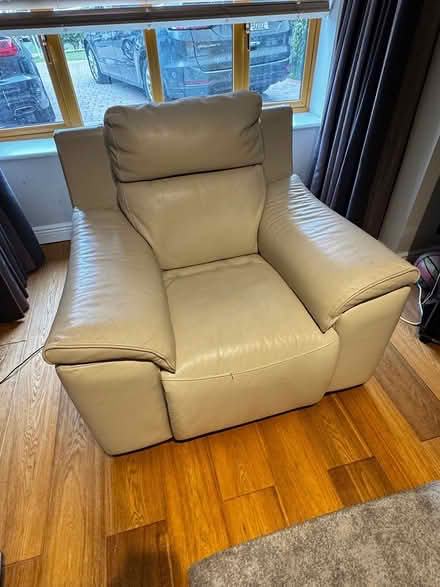 Photo of free 1 Seater Leather Recliner (Rathfanham, Dublin 16) #1