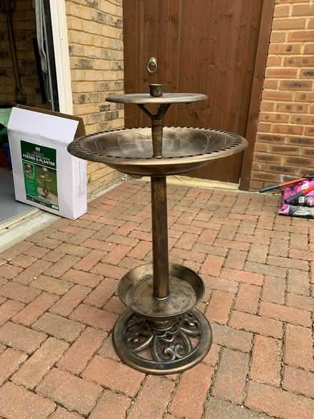 Photo of free Bird bath, feeder and planter (Royston, SG8 9) #4