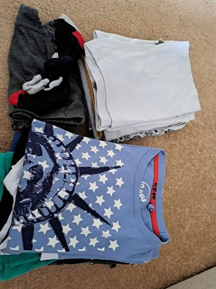 Photo of free Boys clothes 7 to 8 years (B44) #1