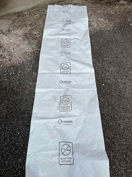 Photo of free white plastic (AB14) #1