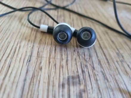 Photo of free Earphones (Herne Hill / dulwich SE21) #3