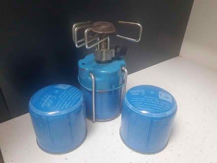 Photo of free Single gas burner & 2 gas bottles (Maidenhead, SL6 4) #1