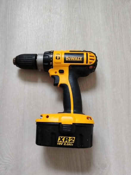 Photo of free dewalt 18v cordless hammer drill (Greater Leys OX4) #1