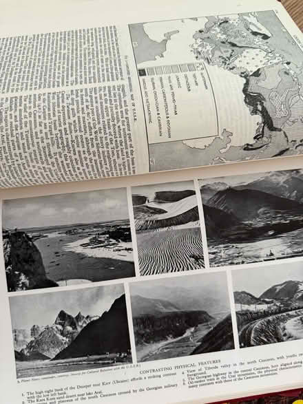 Photo of free 15 Volume complete Set Chambers Encyclopaedia (St Pauls Ward GU15) #2