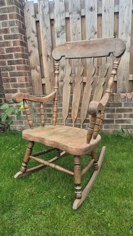 Photo of free Solid wood rocking chair (High Green S35) #1