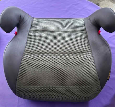 Photo of free Halfords booster seat (Eastbourne BN21) #1