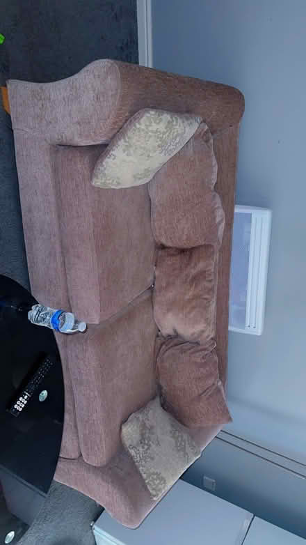 Photo of free 3 seater chair (Gem street L5) #4