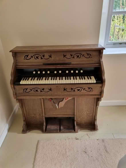 Photo of free Antique Harmonium / Mini Organ (HR6 area) #2