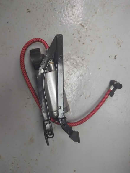 Photo of free Foot pump (DE23) #2