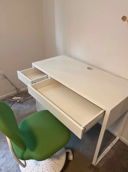 Photo of free kids, desk, and chair (crofton md) #1