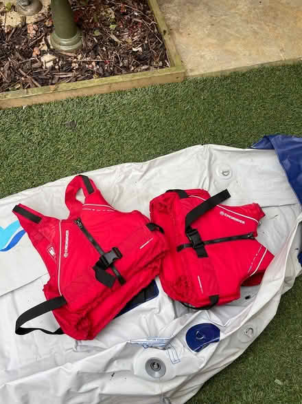 Photo of free Via Mare 2-3msn Inflatable Kayak (Sunbury TW16) #2