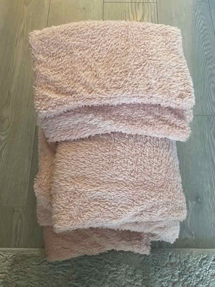 Photo of free Double duvet cover set (Orpington BR6) #1