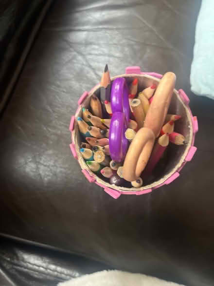 Photo of free Small pot of colouring pencils/pencils and 2 sets of scissor (Emscote Mill CV34) #1