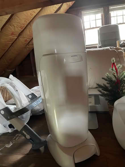 Photo of free Diaper Genie (Trumbull) #3
