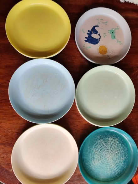 Photo of free Plastic plates (Headington OX3) #1