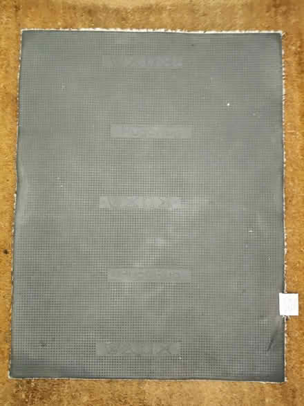 Photo of free Hug a rug bee motif (Jericho OX2) #3