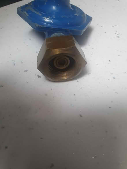 Photo of free Butane Gas Regulator 28 mbar (Maidenhead, SL6 4) #2