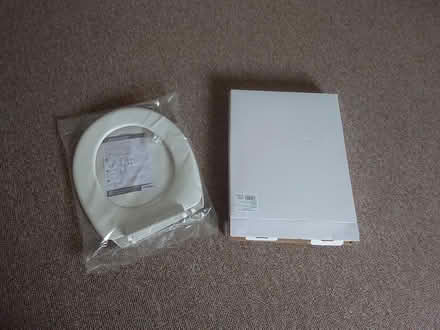 Photo of free Toilet seat (Fishponds/Downend BS16) #1