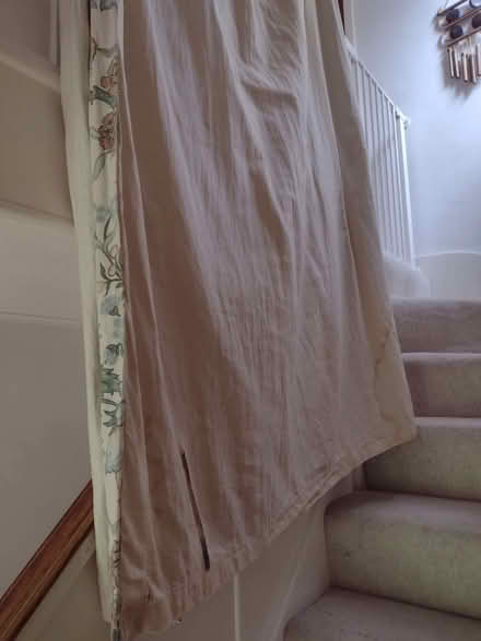 Photo of free Curtains, pair of classic curtains (Hastings TN34) #2