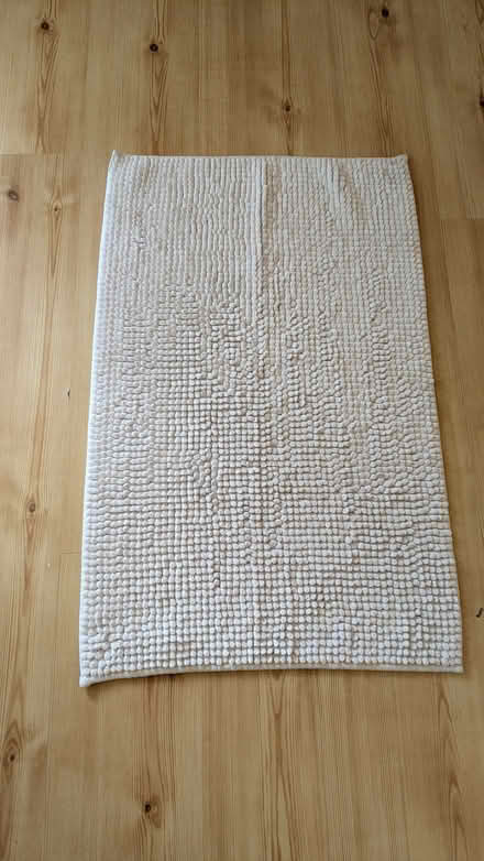 Photo of free Bath mats (Abingdon-on-Thames OX14) #1