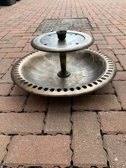 Photo of free Bird bath, feeder and planter (Royston, SG8 9) #3