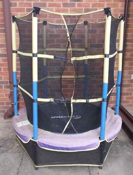 Photo of free Trampoline (Stoneygate LE2) #1