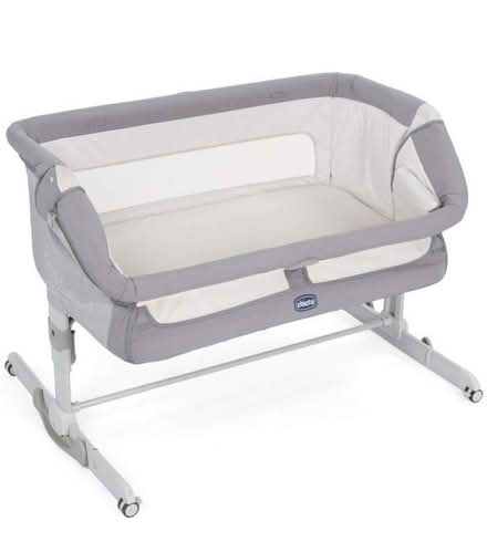 Photo of free Chicco NEXT2ME Dream Crib (Heald Green SK8) #2