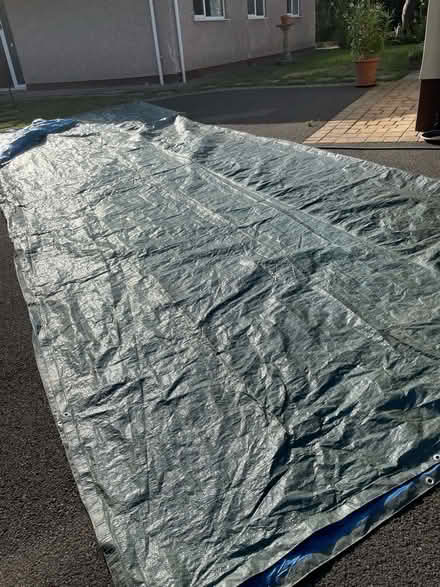 Photo of free HUGE Tarpaulin in South Bristol (Bishopsworth BS13) #4