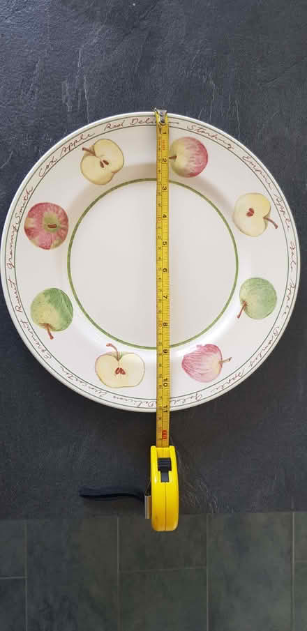 Photo of Royal Stafford dining plates (Woodley RG5) #1