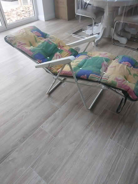 Photo of free Garden Sunlounger chair (Leverstock Green HP2) #2