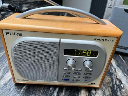 Photo of free Two Old Radios (SK7) #2