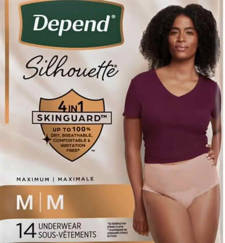 Photo of Size M (Erin Mills) #2