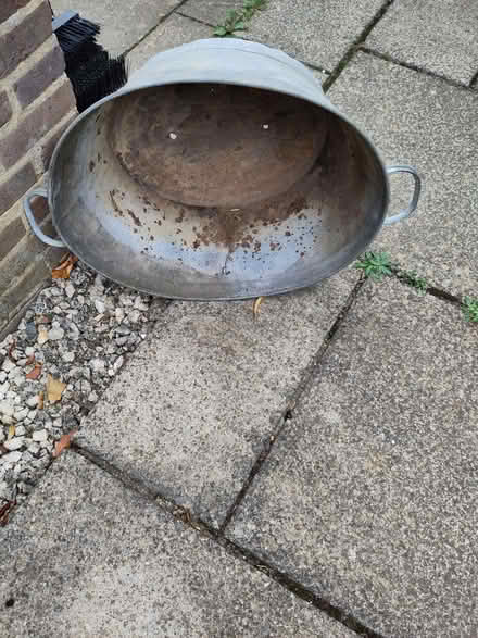 Photo of free Metal 'bath', to use as a planter (Berkhamsted HP4) #2