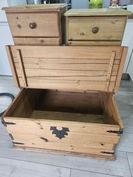 Photo of free Pine coffee table and drawers (Henwick) #3