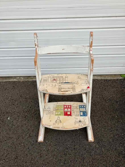 Photo of free Child dinning chair (Chipping Barnet EN5) #1